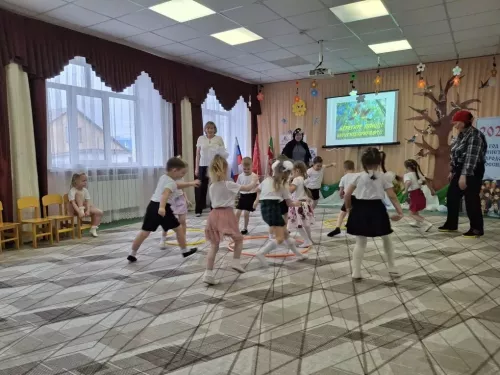 В детском саду «Белочка» прошел яркий и познавательный экоурок под названием «Наши пернатые друзья»