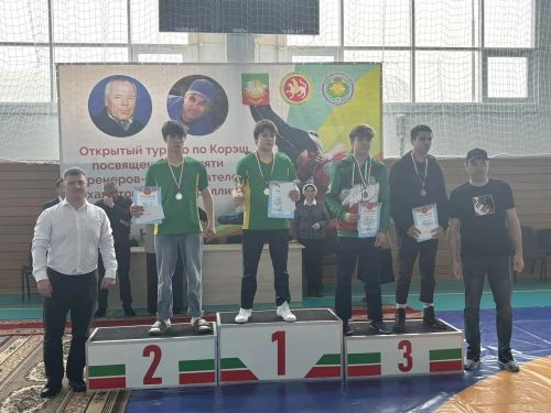 В Нурлате прошли соревнования по корэш памяти тренеров Фоата Мухаметова и Зинната Яруллина