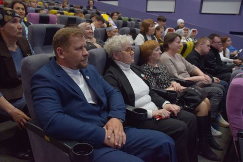 В Нурлате прошел фестиваль «Будь Первым» для людей с ОВЗ к юбилею полета Гагарина