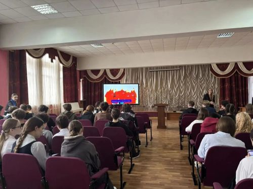 Школьники Нурлата попробовали себя в профессиях вместе с КИУ