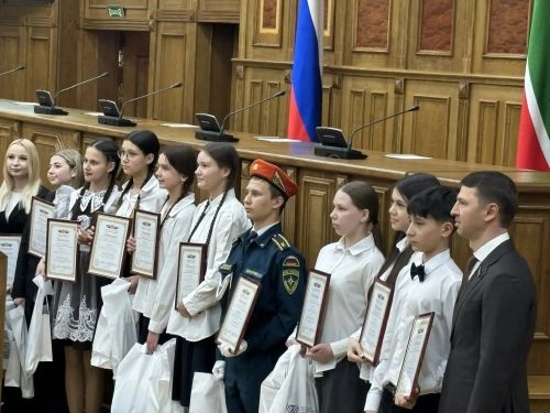Учащиеся 7 Б класса из Нурлата победили в республиканском конкурсе видеороликов в рамках «Парламентский урок – 2026»