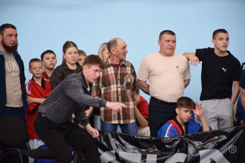 В Нурлате проходит первенство Татарстана по борьбе на поясах