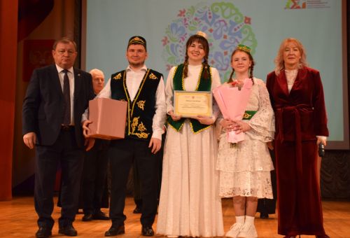 В Нурлате выбрали лучшую семейную династию зонального этапа республиканского фестиваля родословной