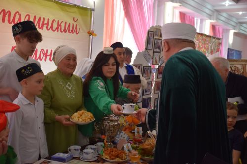 В Нурлате выбрали лучшую семейную династию зонального этапа республиканского фестиваля родословной