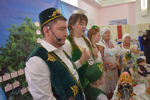 В Нурлате выбрали лучшую семейную династию зонального этапа республиканского фестиваля родословной