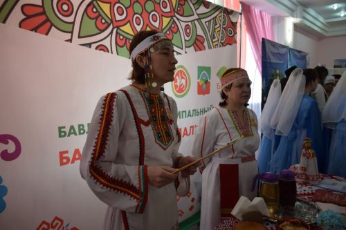 В Нурлате выбрали лучшую семейную династию зонального этапа республиканского фестиваля родословной