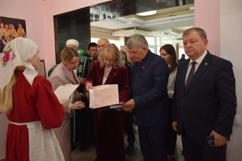 В Нурлате выбрали лучшую семейную династию зонального этапа республиканского фестиваля родословной