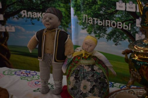 В Нурлате выбрали лучшую семейную династию зонального этапа республиканского фестиваля родословной