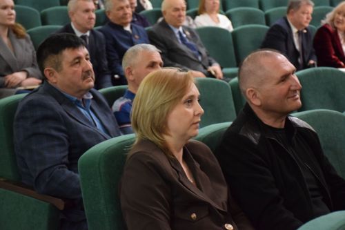 В Нурлате выбрали лучшую семейную династию зонального этапа республиканского фестиваля родословной
