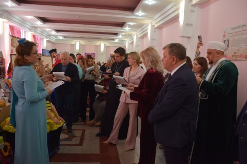 В Нурлате выбрали лучшую семейную династию зонального этапа республиканского фестиваля родословной