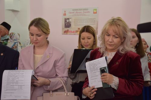 В Нурлате выбрали лучшую семейную династию зонального этапа республиканского фестиваля родословной