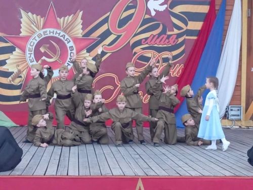 В Нурлате масштабные торжества завершились концертом в сквере «Театральный»
