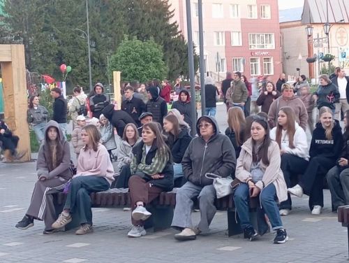 В Нурлате масштабные торжества завершились концертом в сквере «Театральный»