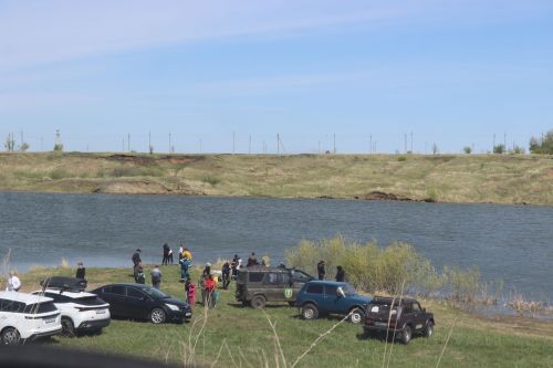 В Нурлате в девятый раз прошла масштабная акция по зарыблению водоема