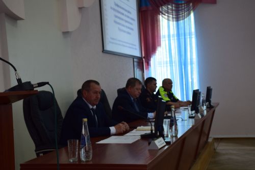 В Нурлате обсудили меры по повышению безопасности на дорогах