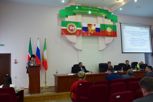 В Нурлате обсудили меры по повышению безопасности на дорогах
