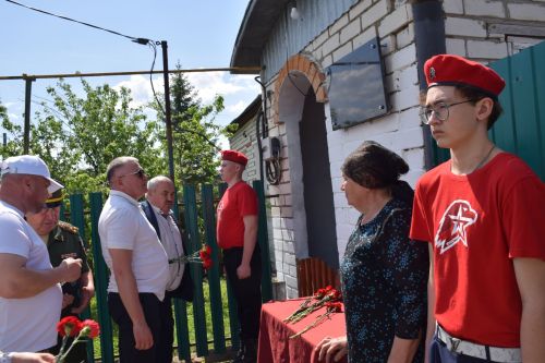 В Якушкине увековечили память погибших героев СВО