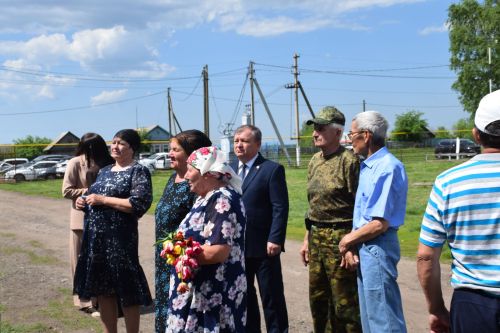 В Якушкине увековечили память погибших героев СВО