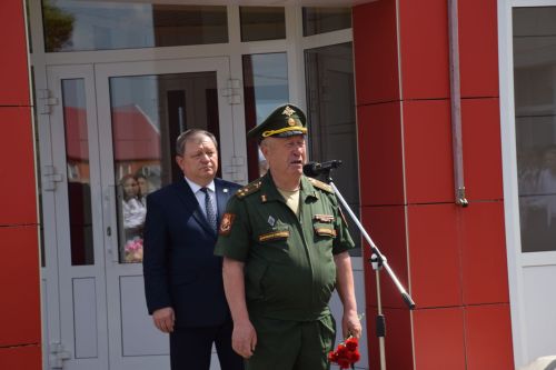 В Якушкине увековечили память погибших героев СВО