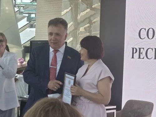 Призвание – служить Слову: главный редактор газеты «Дуслык» Лилия Мубаракшина удостоена высокой награды