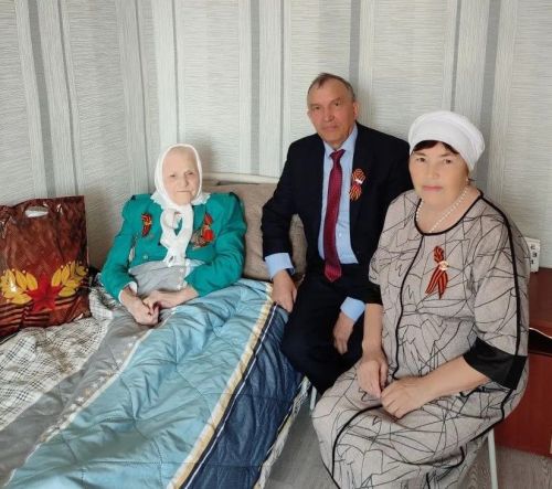 С праздником Великой Победы: в Нурлатском районе чествуют ветеранов