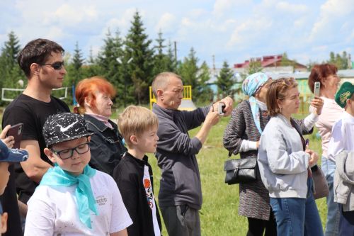 В центральном парке Нурлата ярко и весело отметили День защиты детей