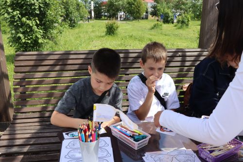 В центральном парке Нурлата ярко и весело отметили День защиты детей
