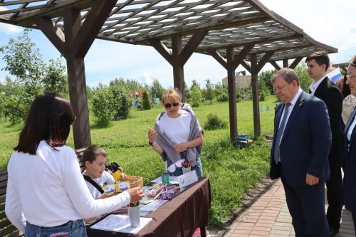 В центральном парке Нурлата ярко и весело отметили День защиты детей