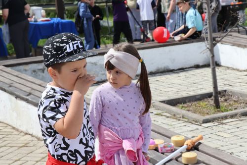 В центральном парке Нурлата ярко и весело отметили День защиты детей