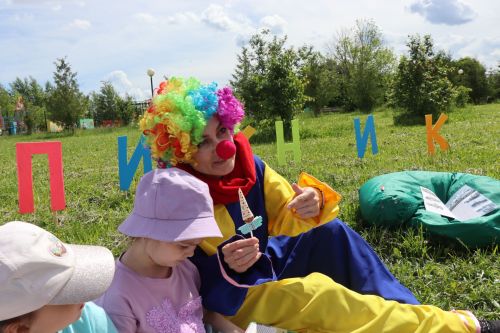 В центральном парке Нурлата ярко и весело отметили День защиты детей