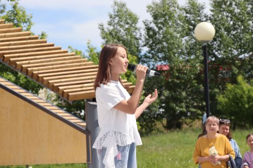 В центральном парке Нурлата ярко и весело отметили День защиты детей