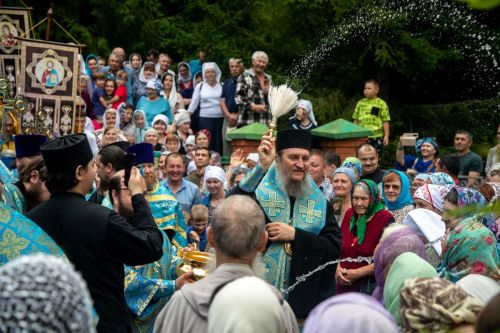 «Источница» вернулась: чудотворная святыня вновь в строю