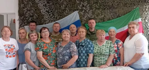 Боец с позывным Родник лично поблагодарил Центр активного долголетия за помощь фронту
