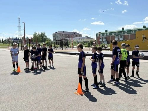 В парке «Спортивный» Нурлата взбодрились эстафетами «Лето на старт»