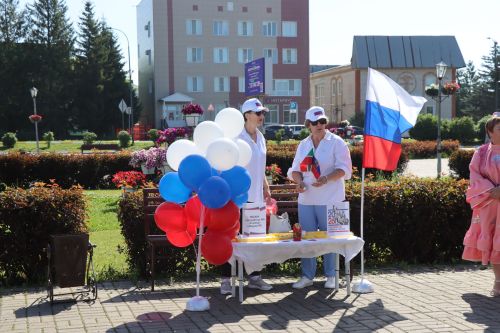 День России в Нурлате отметили масштабным хороводом дружбы