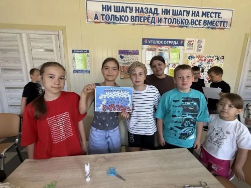 В лагере «Заречный» Нурлатского района прошло творческое занятие в преддверии Дня России
