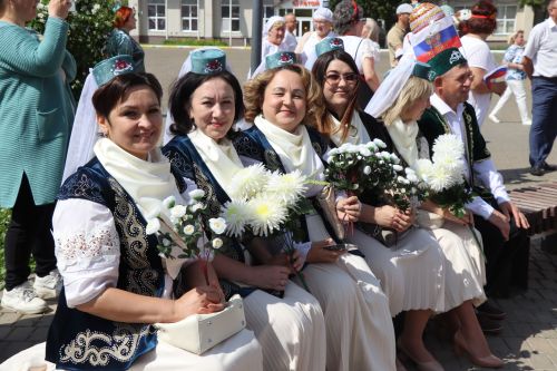 День России в Нурлате отметили масштабным хороводом дружбы