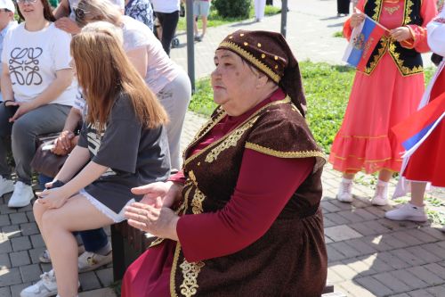 День России в Нурлате отметили масштабным хороводом дружбы