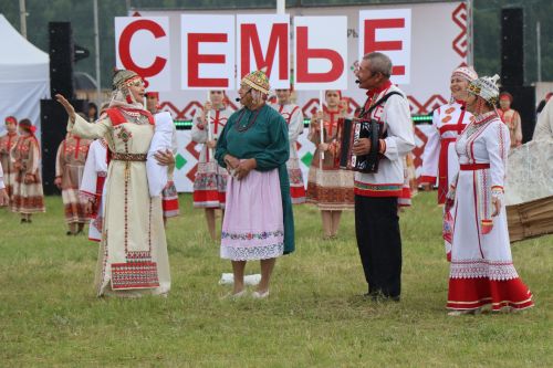 Праздник Уяв в Нурлате: масштабно, душевно и красочно