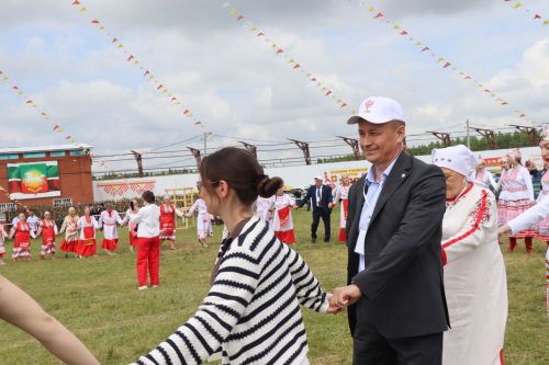 Праздник Уяв в Нурлате: масштабно, душевно и красочно
