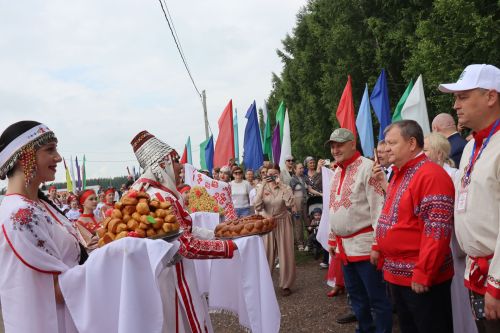 Праздник Уяв в Нурлате: масштабно, душевно и красочно