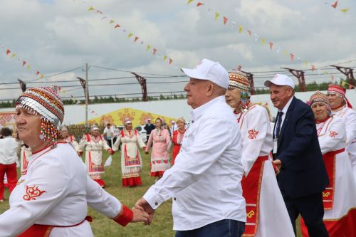 Праздник Уяв в Нурлате: масштабно, душевно и красочно