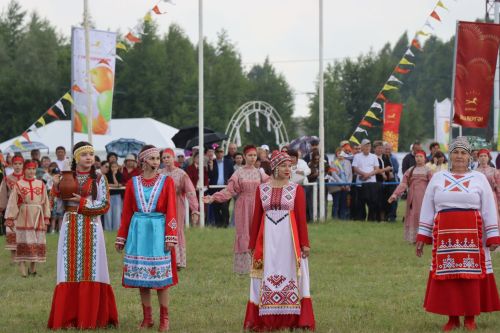 Праздник Уяв в Нурлате: масштабно, душевно и красочно