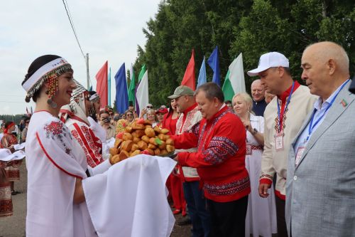 Праздник Уяв в Нурлате: масштабно, душевно и красочно