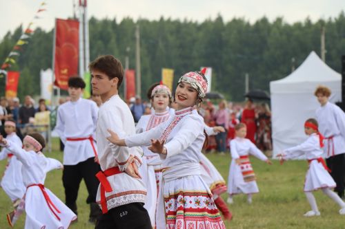 Праздник Уяв в Нурлате: масштабно, душевно и красочно