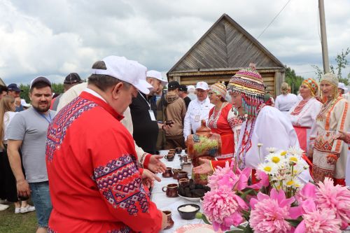 Праздник Уяв в Нурлате: масштабно, душевно и красочно