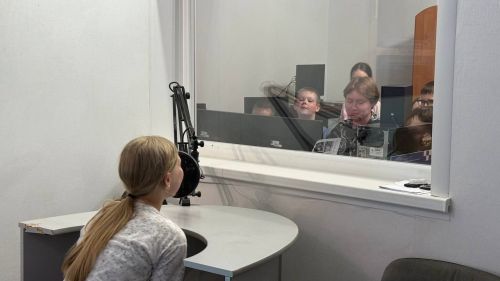 Школьники из лагеря «Бригантина» посетили редакцию «Нурлат-информ» и познакомились с профессией журналиста