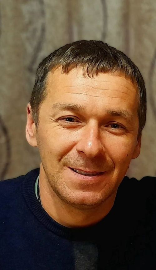 Поэт Александр Арзамасцев поддержал акцию «Районную газету – на родном языке»