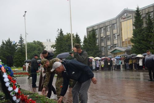 В Нурлате прошел митинг, посвященный Дню памяти и скорби