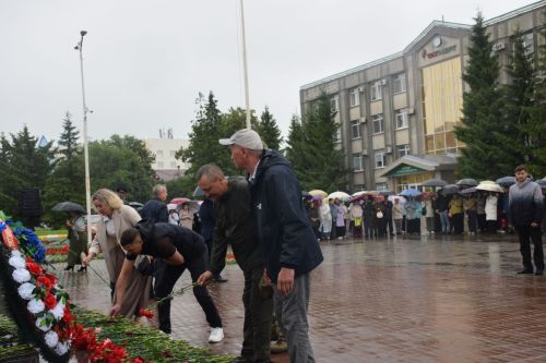 В Нурлате прошел митинг, посвященный Дню памяти и скорби